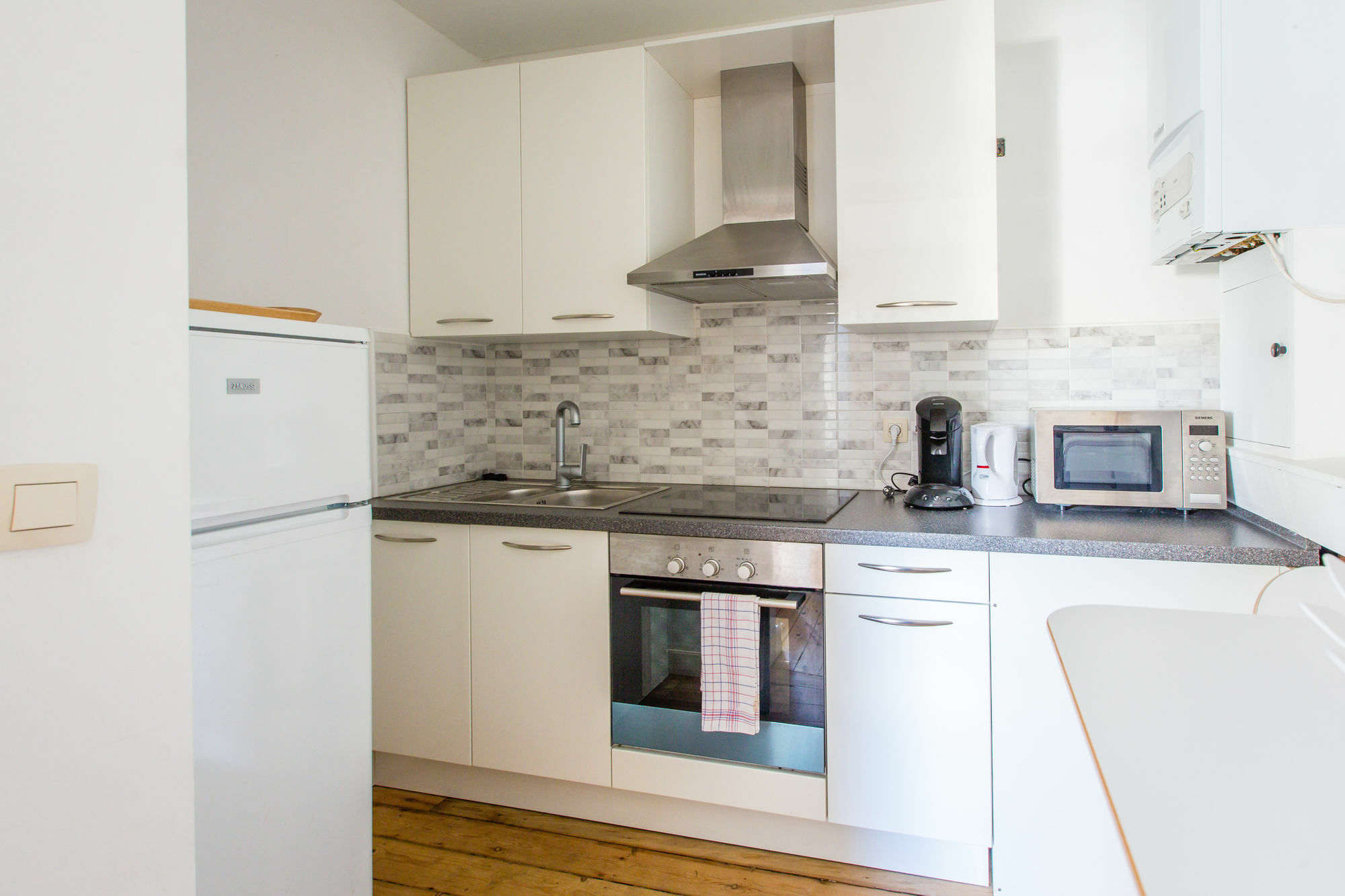 Urban Suites Brussels Eu Εξωτερικό φωτογραφία